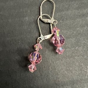 Link crystal earrings